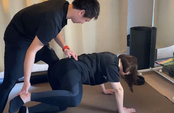 美脚・骨盤矯正コースで綺麗で自信のある脚やお尻を手に入れよう！